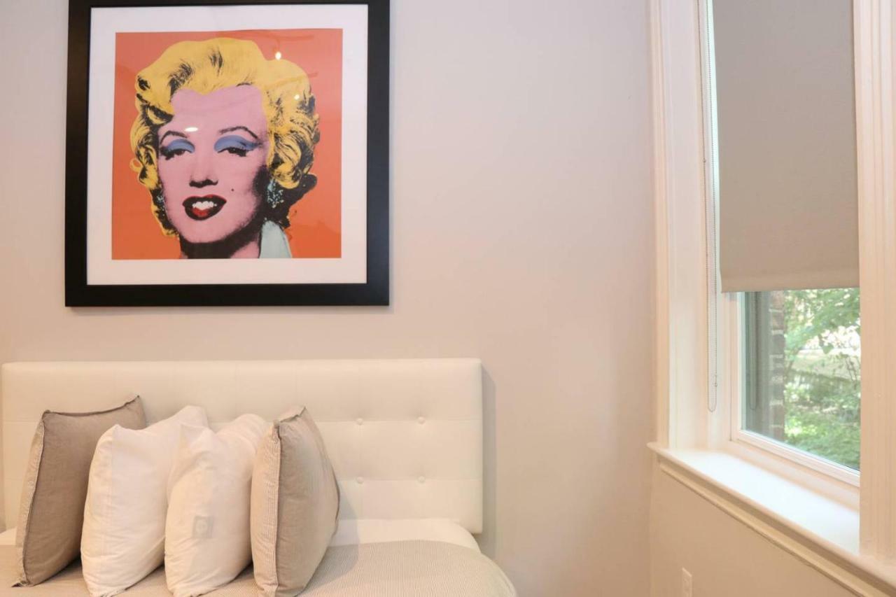 A Stylish Stay W/ A Queen Bed, Heated Floors.. #15 Brookline Esterno foto