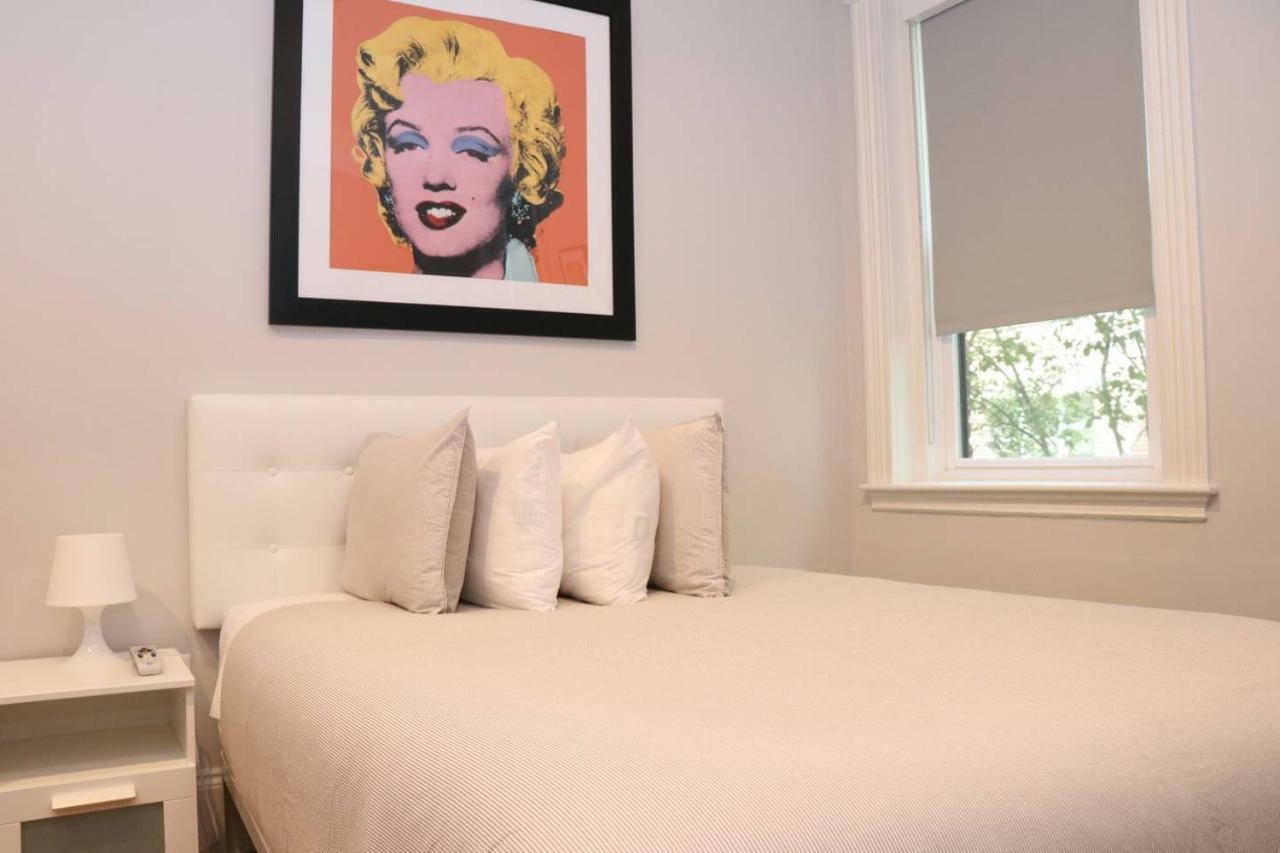 A Stylish Stay W/ A Queen Bed, Heated Floors.. #15 Brookline Esterno foto