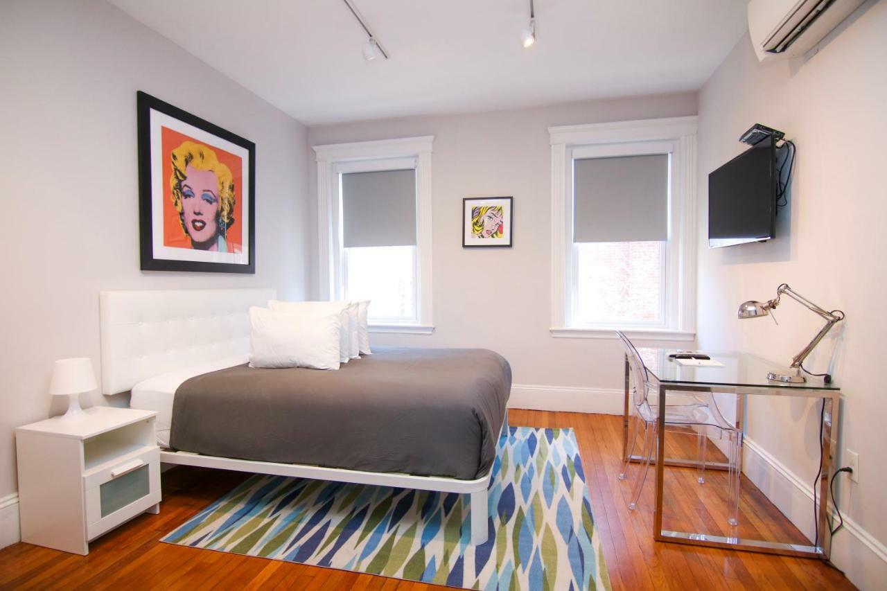 A Stylish Stay W/ A Queen Bed, Heated Floors.. #15 Brookline Esterno foto