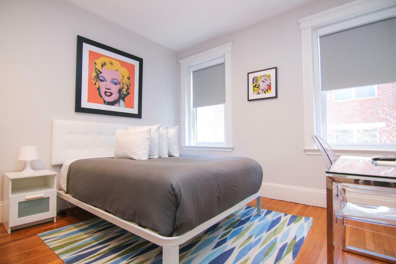 A Stylish Stay W/ A Queen Bed, Heated Floors.. #15 Brookline Esterno foto
